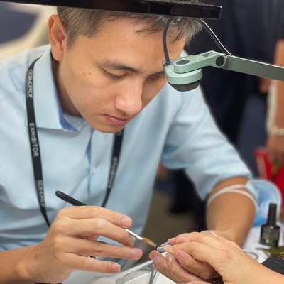 Nail-Quang Nguyen-USA
